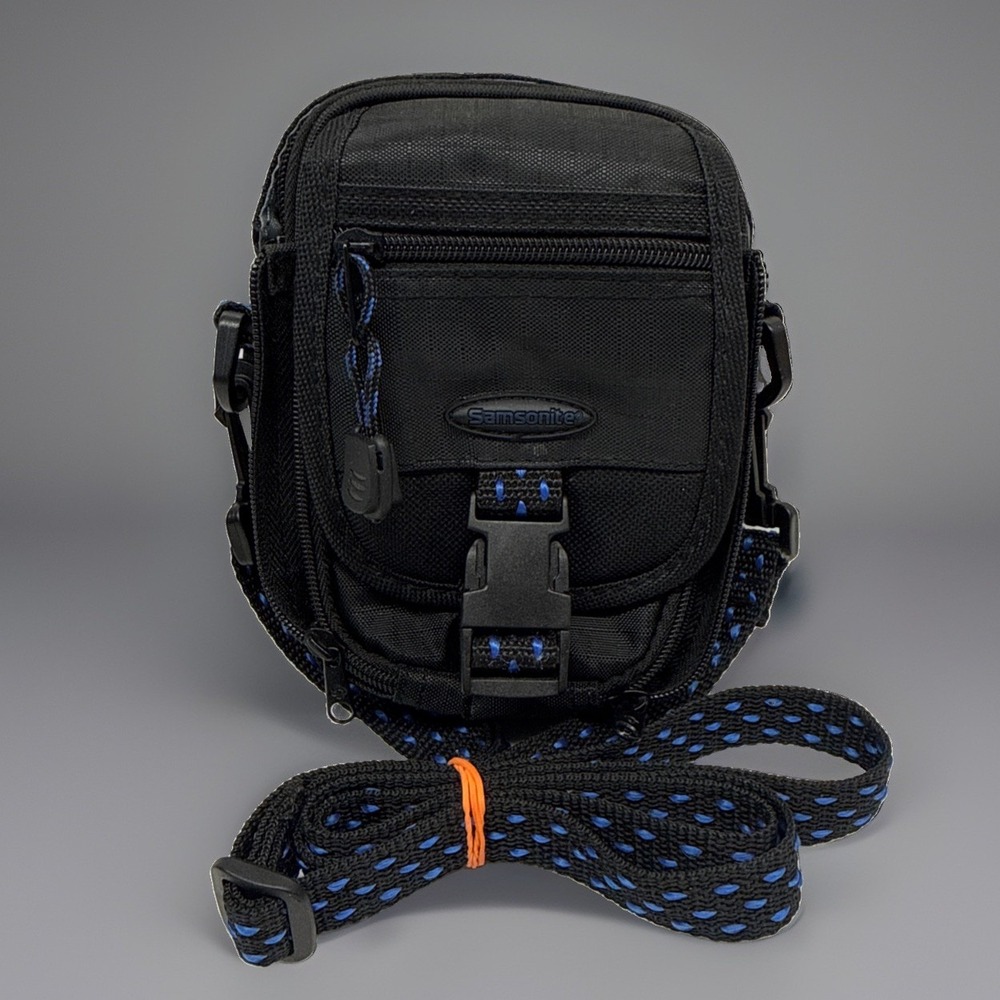 Samsonite Compact Crossbody / Shoulder Bag Journey Model Camera Pouch Adjustable